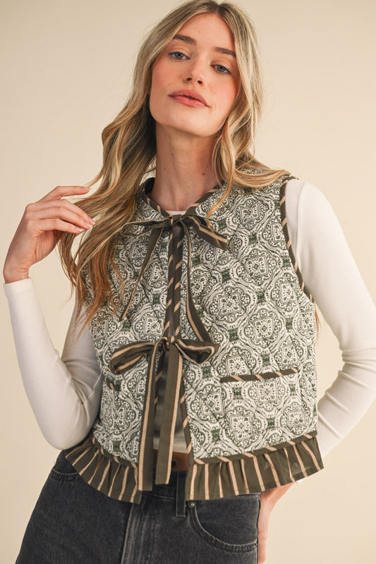 Planned Quilted Print Ruffle Trim Vest