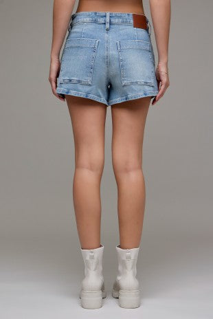 Shinning Medium Light High Rise Stretch Shorts by Hidden
