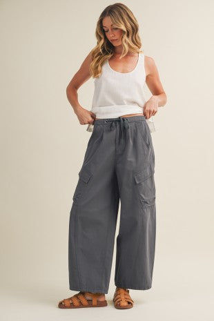 High-density Twill Voluminous Cargo Trousers