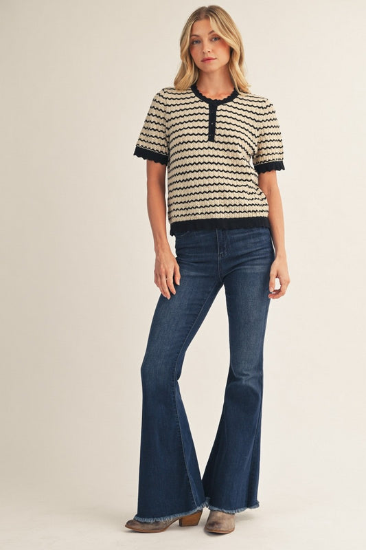 Zig-zag Pattern Lightweight Sweater Top