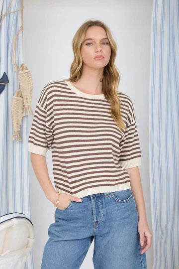 B6ST1022_BROWN_1_360x.webp