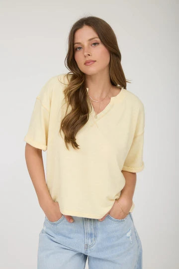 J5FT1006_BUTTERYELLOW_1_360x (1).webp